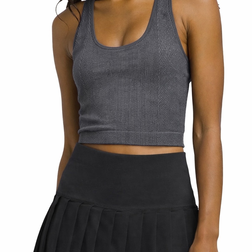 Wilson Grey Women’s Everyday Brami S Small NWOT TANK cropped